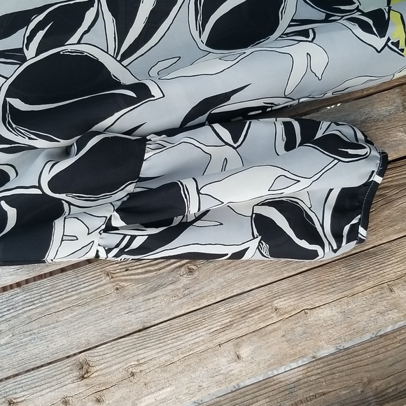 VINTAGE Y2K 90S BCBG MAXAZRIA MEDIUM FLORAL ART PRINT BLOUSE ROMANTIC SLEEVE - Picture 7 of 9